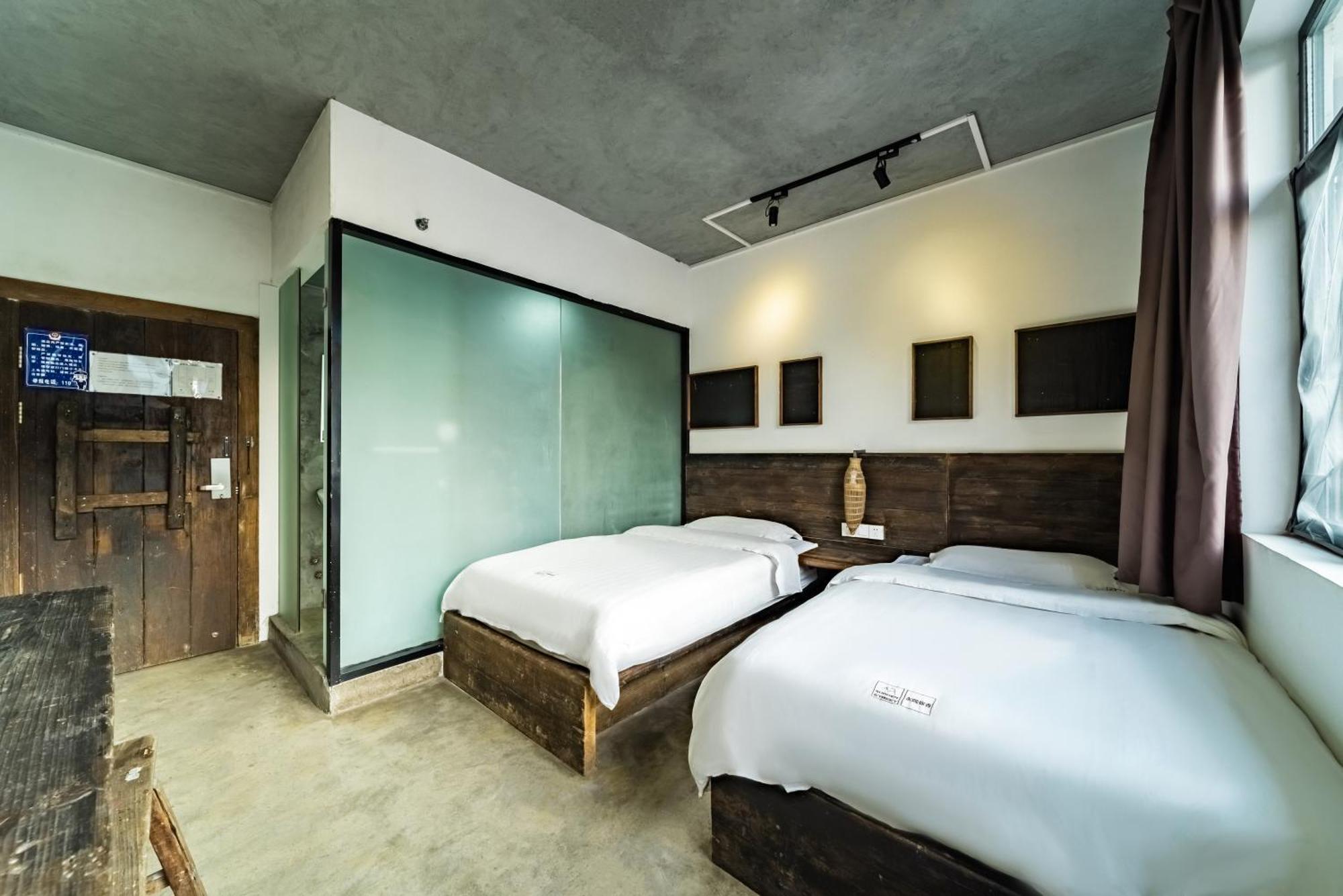Yangshuo Sudder Street Guesthouse Стая снимка